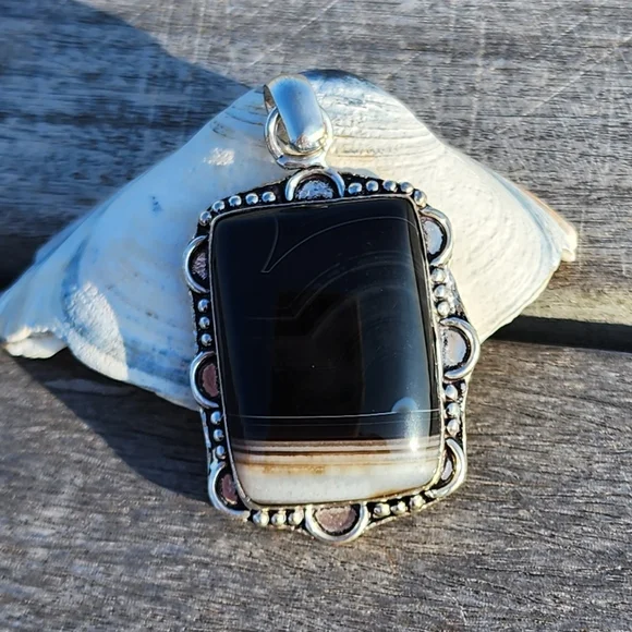 Striped Black Onyx Agate Pendant Necklace Hand Crafted Vintage Style Setting